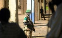 Soldiers_with_AU_Ceasefire.jpg