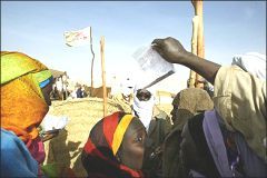 Refugees_of_Darfur_area.jpg
