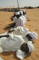 Sudanese_men_wait.jpg