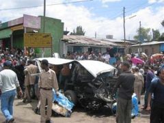 Ethiopians_damaged_minibus_.jpg