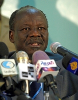 Lam Akol