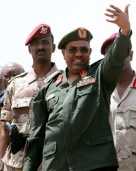 Sudan's President Omar Hassan al-Bashir addresses protesters outside the Sudanese military headquarters in Khartoum, May 14, 2008, during a demonstration against attacks by Darfur's Justice and Equality Movement (JEM) rebels on the western Khartoum suburb of Omdurman (Reuters)