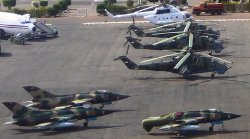 Photograph of Nanchang A-5 Fanta fighters in Sudan captured by a UN observer July 2007 at Nyala airport in Southern Darfur (Felhangardetj.blogspot.com)