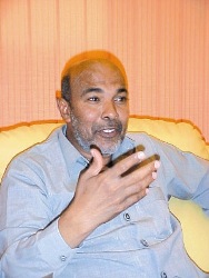 The governor of Khartoum Dr. Abdel-Haleem Al-Muta’fi (Al-Sahafa)