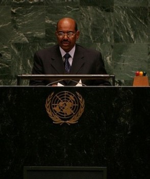 Sudanese President Omer Hassan Al-Bashir addresses the 61st United Nations General Assembly September 19, 2006 (AFP)