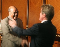 French Foreign Minister Bernard Kouchner, left, meets Sudanese President Omar al-Bashir, right, for talks on Darfur on Monday June 11, 2007 in Khartoum, Sudan (AP)