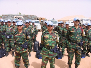 Bangladeshi peacekeepers arrive in Darfur on May 21, 2009 (photo UNAMID)