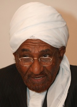 Sudanese political and religious leader Sadiq al-Mahdi, head of the Umma Party and Imam of the Sufi sect (AFP)