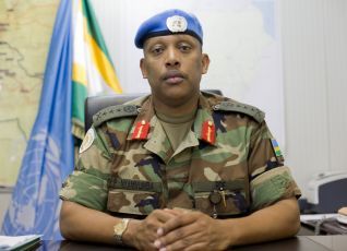 Lieutenant General Patrick Nyamvumba (photo UNAMID)