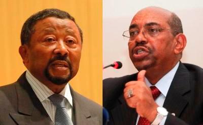 The Chairperson of the African Union Commission Jean Ping (L) and Sudanese president Omer Hassan Al-Bashir (R)