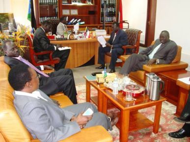 GOSS Referendum Law Review Committee meets at Riek Machar’s office Thursday in Juba to discuss on the ongoing talks on referendum law (photo Larco Lomayat)