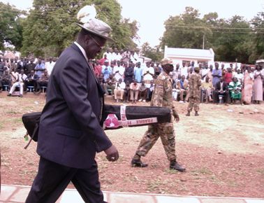 South Sudan VP Dr. Riek Machar holding the Rod in a bag and matching in front of crowd, on May 16, 2009, Juba (Photo James Dak - ST)