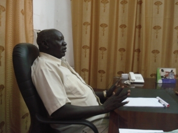 Outgoing governor of Lakes state, Daniel Awet Akot (photo by Manyang Mayom, ST)