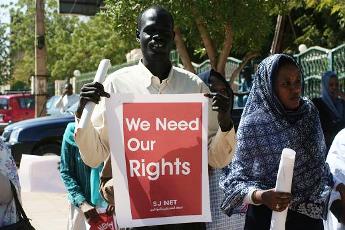 Sudanese journalists in a protest last year