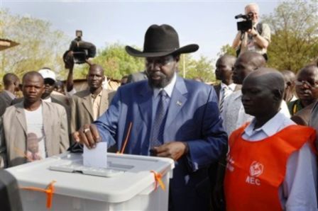 President of Southern Sudan Government Salva Kiir casts one of his ballots at a poling station set in a restaurant in Juba, Southern Sudan, Sunday April 11, 2010. (AP)