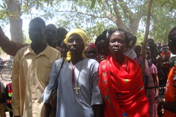 Voters queue at a polling station in Rumbek. (Photo Victor Lugala)