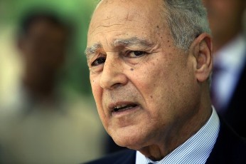 Egyptian Foreign Minister Ahmed Aboul Gheit speaks to the press after meeting Sudanese President Omar Hassan al-Bashir in Khartoum May 9, 2010 (Reuters)