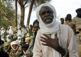 Suleiman Jamous addressing a meeting between the former Special envoy Jan Eliasson and the SLM Unity in Beradik town, north of El Fasher in north Darfur, Dec 6, 2007