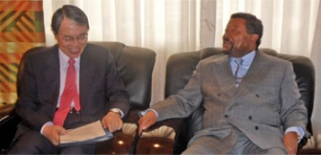 ICC President Sang-Hyun Song and African Union Commission Chairperson Jean Ping meeting in Addis Ababa (AU Website)