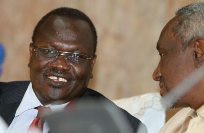 Southern Sudanese vice president Riek Machar (L) listens to Sudan's Second Vice President Ali Osman Taha during a meeting in Khartoum on July 10, 2010 (Getty)