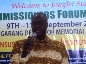 Jonglei Gov. Kuol Manyang Juuk addressing the counties leaders in John Garang Memorial University of science and technology on Thursday Sept 9 2010 (ST)