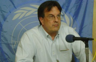 David Gressly UNMIS Regional Coordinator for Southern Sudan speaks at a news briefing broadcast live on Miraya FM, Juba South Sudan, 19 Oct. 2010 (ST)