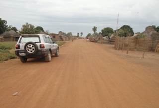 A newly constructed road in Aweil town, Northern Bahr el Ghazal, South Sudan (ST)