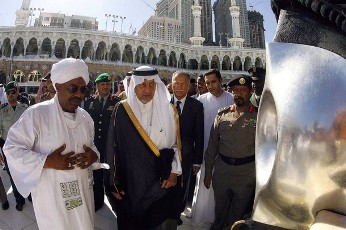 FILE - Saudi Prince Khaled al-Faisal (R), also the Governor of Mecca, and Sudanese President Omar Hassan al-Bashir pray close to the Black Stone at the Kaaba inside the Grand Mosque in the holy city of Mecca January 2, 2010. (REUTERS)