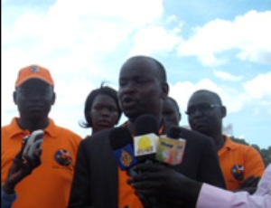 Benjamin Bol, the chairperson South Sudan Youth Forum for Referendum addressing journalists in Torit, Eastern Equatoria, South Sudan, Sept. 9, 2011 (ST)