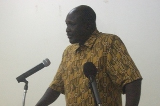 Louis Lobong Lojore, the Eastern Equatoria state SPLM Chairperson addresses the 37 defectors from the Khartoum-based National Congress Party - NCP (Photo: Ijjo Bosco Modi)