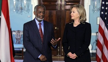Sudanese Foreign Minister Ali Ahmed Karti (L) speaks as U.S. Secretary of State Hillary Clinton (R) looks on as they speak to the media January 26, 2011 at the State Department in Washington, DC (AFP)