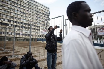 FILE - African migrants attend a march marking International Human Rights Day in Tel Aviv's Rabin square December 10, 2010 (Reuters)