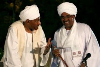 NUP leader Al-Sadiq al-Mahdi (L) Sudan’s President Omar Al-Bashir (R) (FILE PHOTO)