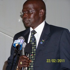 Governor Simon Kun Pouch addressing Upper Nile officials, Juba Bride Hotel, 26 Febuary 2011 (ST)