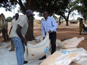 Plan South Sudan's food distribution exercise in Ronkon payam [district] of Central Equatoria state, April 21, 2011 (Photo credit: Christine Foni)