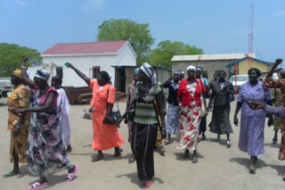 Women's group chanting in Pibor, Jonglei state, in support of peaceful resolution to tribal conflicts. March 24, 2011 (ST)