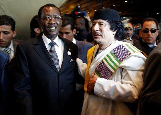 FILE - Chad's President Deby and Libya's leader Muammar Gaddafi leave a family photo during an EU-Africa summit in Tripoli (Reuters)