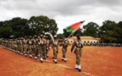 SPLA soldiers march from their military barracks to the Yambio freedom square on May 16, 2011 (ST)