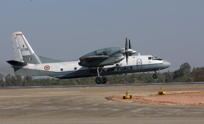 طائرة انتونوف تابعة للجيش الهندي