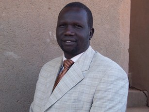 Lakes state political advisor Dut Makoi Kuok