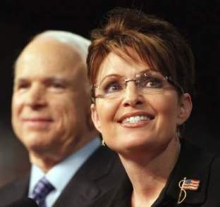 FILE - Republican presidential nominee Senator John McCain (L) and Republican vice presidential nominee Alaska Governor Sarah Palin