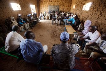 UNAMID and Agencies Deliver Aid to Darfur Area Isolated by Fighting (UN Photo Service)