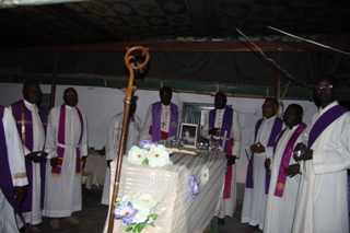 The coffin of Bishop Caesar Mazzolari on display in Rumbek. July 19, 2011 (ST)