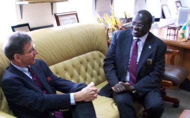 GoSS VP Riek Machar meeting US Consul General, Barrie Walkley, Juba, 1-7-2011 (ST)