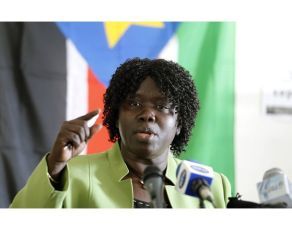 Anne Itto from south Sudan's ruling SPLM addresses a news conference in Juba (www.allvoices.com)