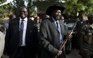 South Sudan's President Salva Kiir waves to his supporters as he arrives at the John Garang mausoleum before the Independence Day celebrations in the capital Juba, July 9, 2011 (REUTERS PICTURES)