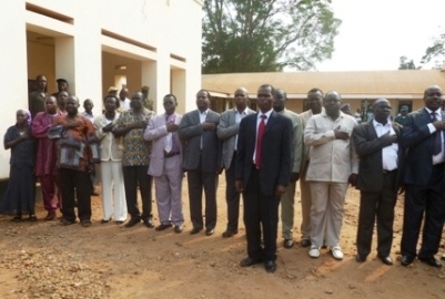 WES Governor Bakosoro infront of cabinet Ministers during launching of the South Sudan National Anthem (ST)
