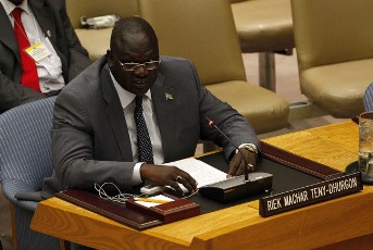 South Sudan's Vice President Riek Machar Teny-Dhurgon addresses the United Nations Security Council after the council unanimously recommended admitting the newly independent South Sudan into the United Nations at the U.N. headquarters in New York July 13, 2011 (Reuters)