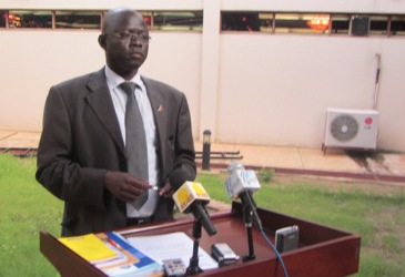 General Madut Biar Yel, minister of Telecommunication and Postal Services, takes questions from Journalists 23,2011 in Juba (photo by Ngor Garang-ST)