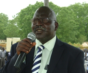 George Athor Deng delivers first campiagns speech in Bor on March 1, 2010 (photo ST)